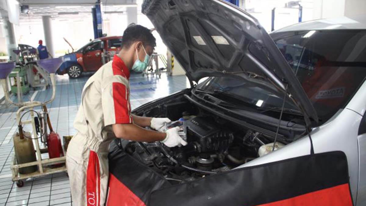 Langkah-Langkah Rutin Pemeriksaan Kendaraan Sebelum Berkendara